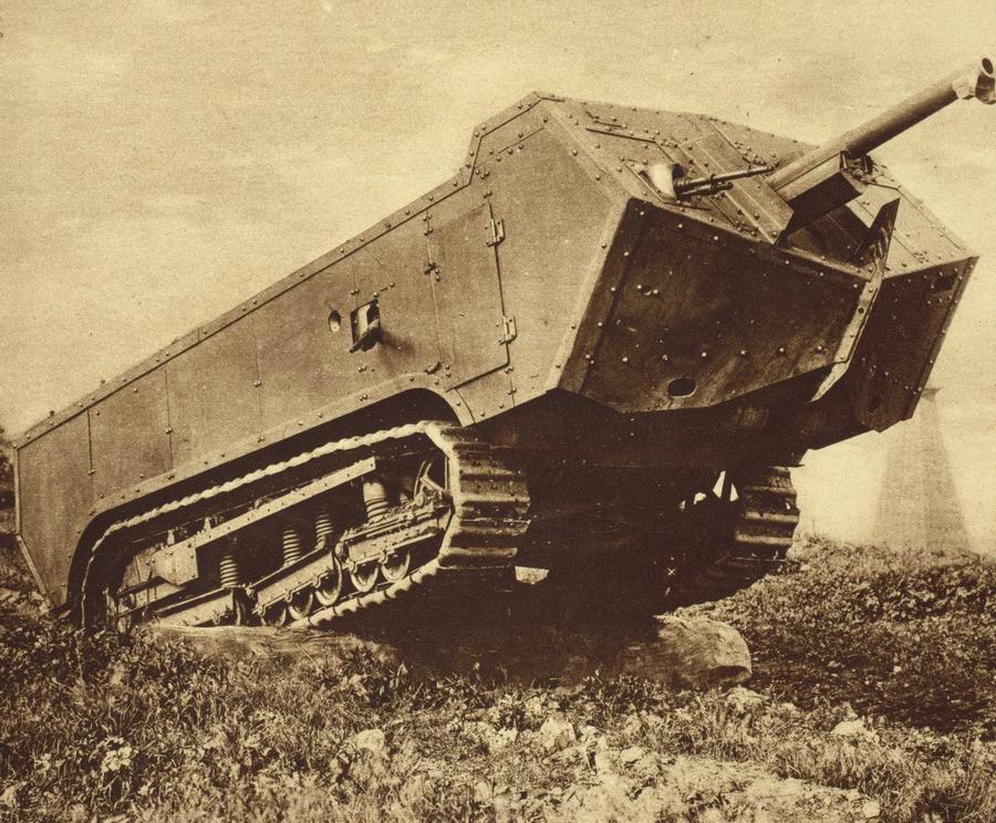 battle in wwi where tanks were first used